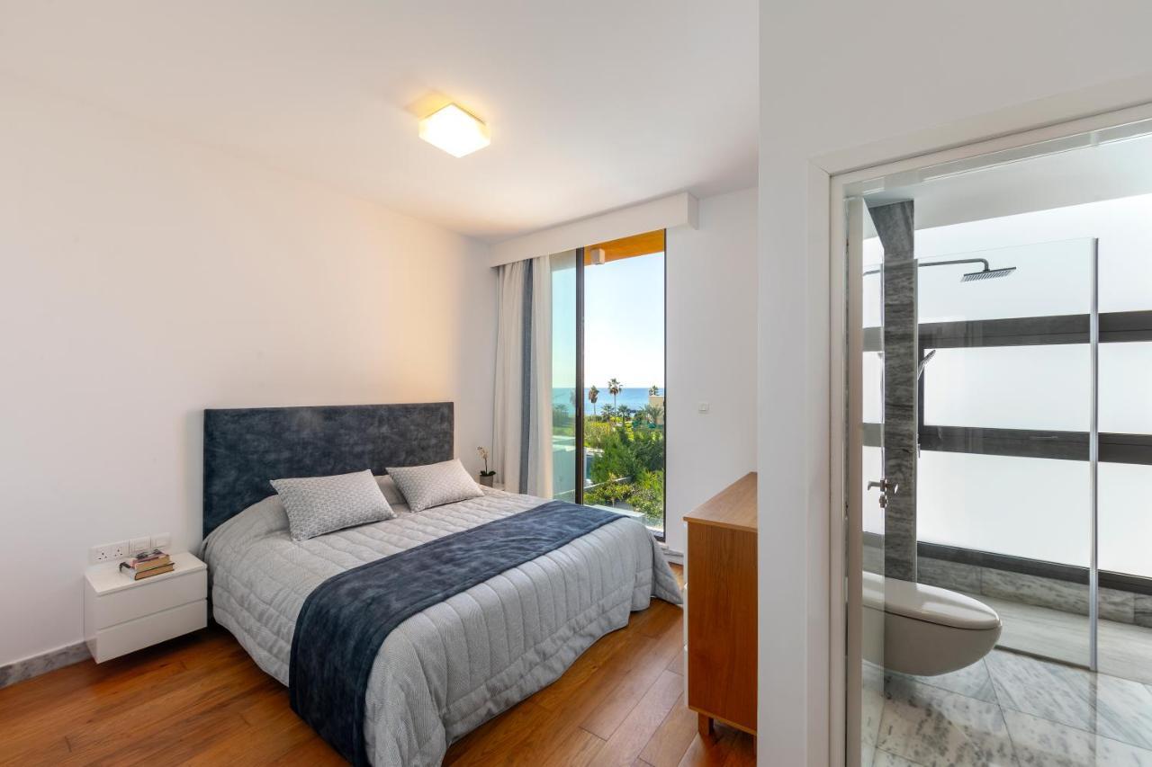 Villa Laurus 6, Walking Distance To The Beach Paphos Extérieur photo