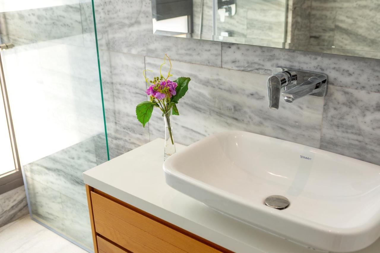 Villa Laurus 6, Walking Distance To The Beach Paphos Extérieur photo