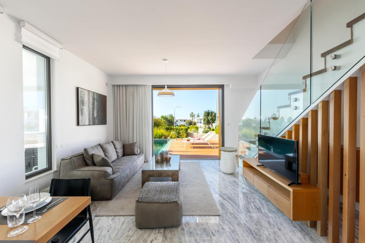 Villa Laurus 6, Walking Distance To The Beach Paphos Extérieur photo