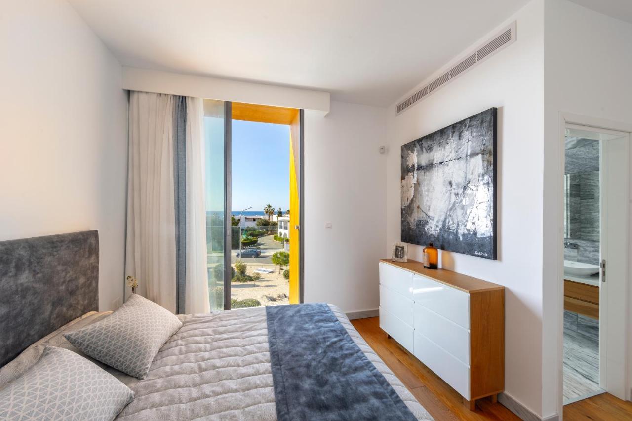 Villa Laurus 6, Walking Distance To The Beach Paphos Extérieur photo